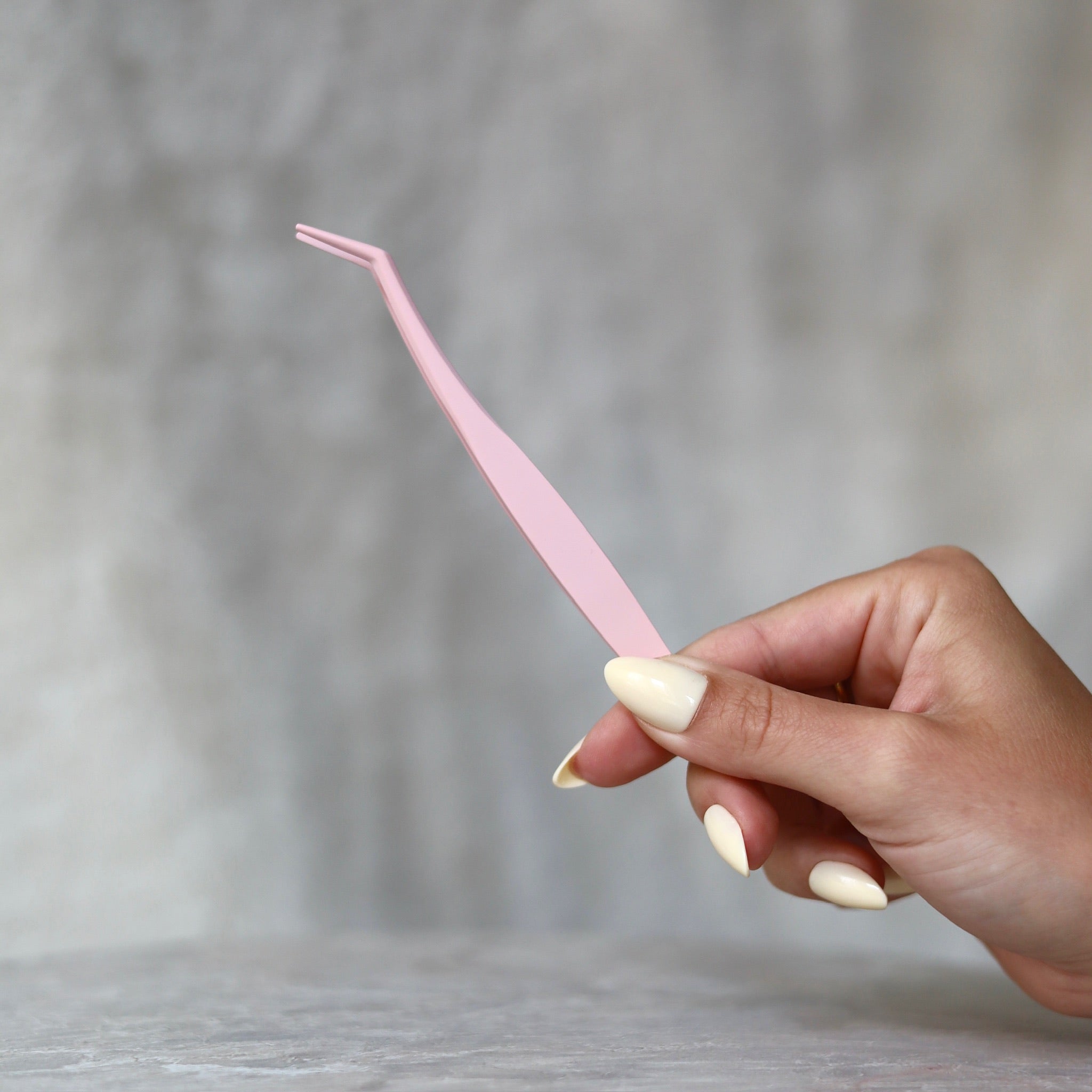 Tweezers