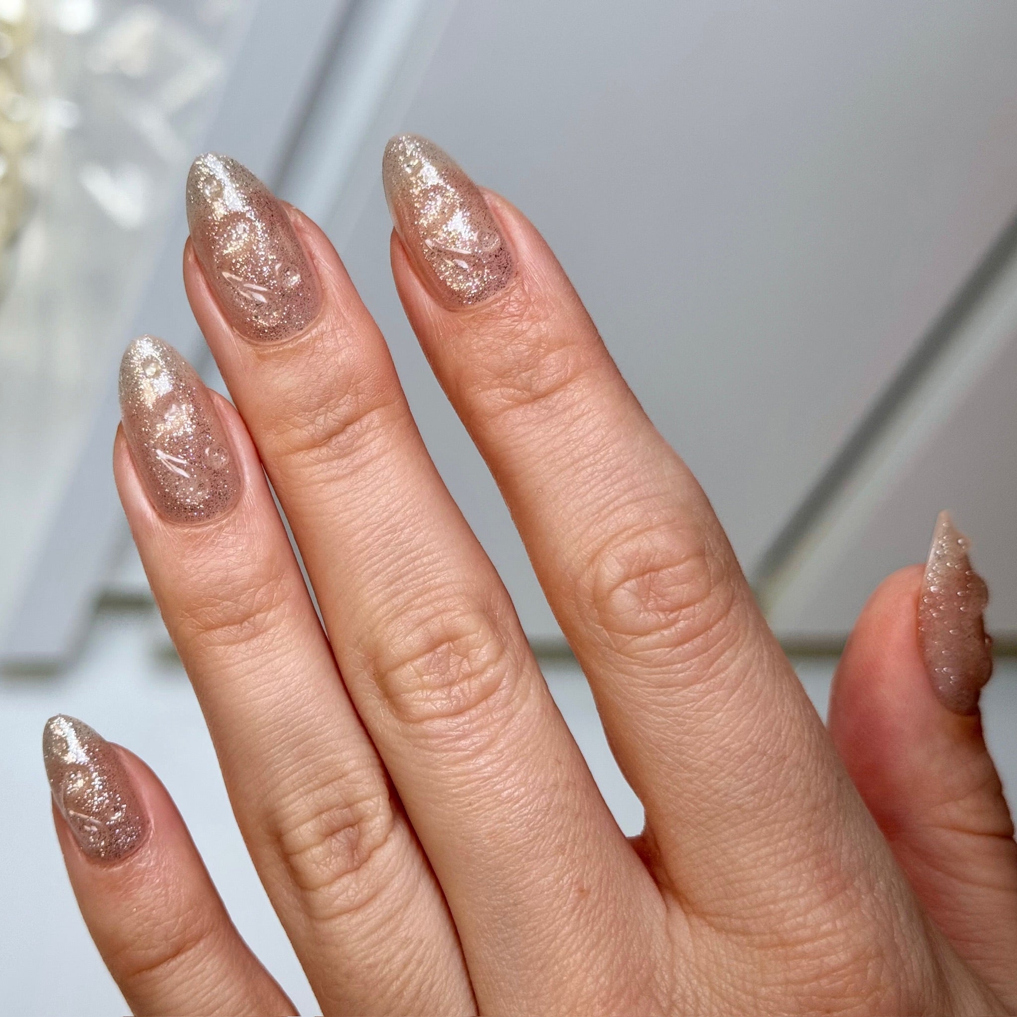 crazy in love softgel press ons met glitter en een 3d vorm - herbruikbare flexibele plaknagels