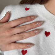 crazy in love amandelvormige manicure gemaakt van softgel met een 3d print en glitter